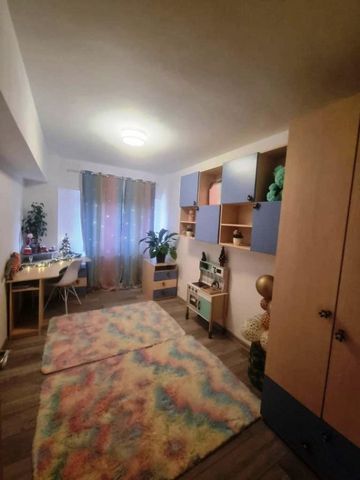 Apartament 3 camere in Ploiesti, zona Gheorghe Doja - Photo 3