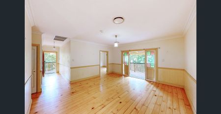 Beautiful Queenslander-Inspired Family Home in the Heart of Sherwood - Photo 4