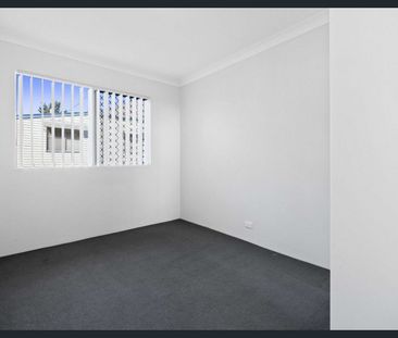 Modern Ground-Level Living in a Prime Location - Photo 2