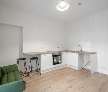 1 bedroom flat to rent - Photo 6