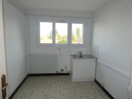 Location Appartement 3 pièces 57m² BEAUNE 21200 - Photo 3