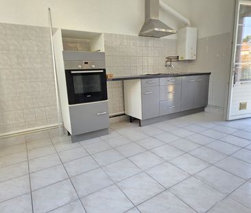 Location Appartement 2 pièces 43m² BOUCAU 64340 - Photo 1