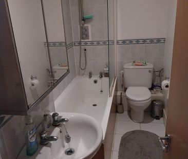 1 Bed Flat, Skyline Plaza Building, E1 - Photo 6