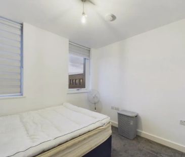 Clifton House, Broadway, Peterborough - Photo 1