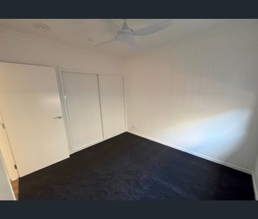 21 Norfolk Street, Russell Island, Qld 4184 - Photo 6