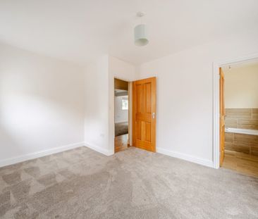 2 bedroom detached house to rent - Photo 1
