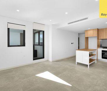 Spacious 2 Bedroom Unit - Photo 1