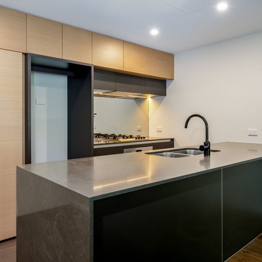 212/68 Leveson Street, North Melbourne - Photo 1