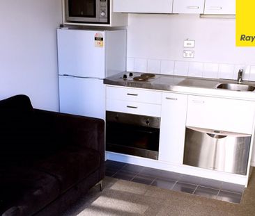 Absolutely perfect mid-town location + water included in rent - Photo 5