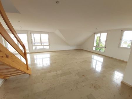 "1 MONAT GRATIS WOHNEN! Traumhafte Dachwohnung mit Balkon!" - Foto 2