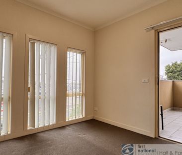 Great Location - Photo 4