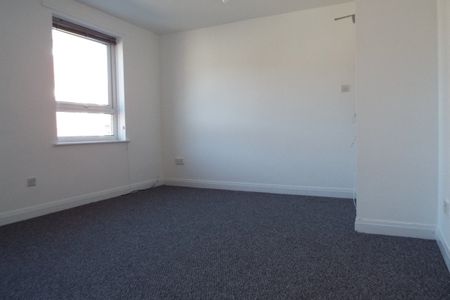 Market Place, UTTOXETER - Photo 2