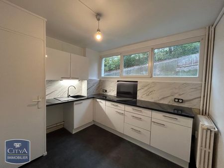 Location Appartement 4 pièces 64m² BOIS GUILLAUME 76230 - Photo 5