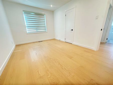 For Lease - 36 Rockport Crescent Unit# Main, Richmond Hill, Ontario - Photo 3