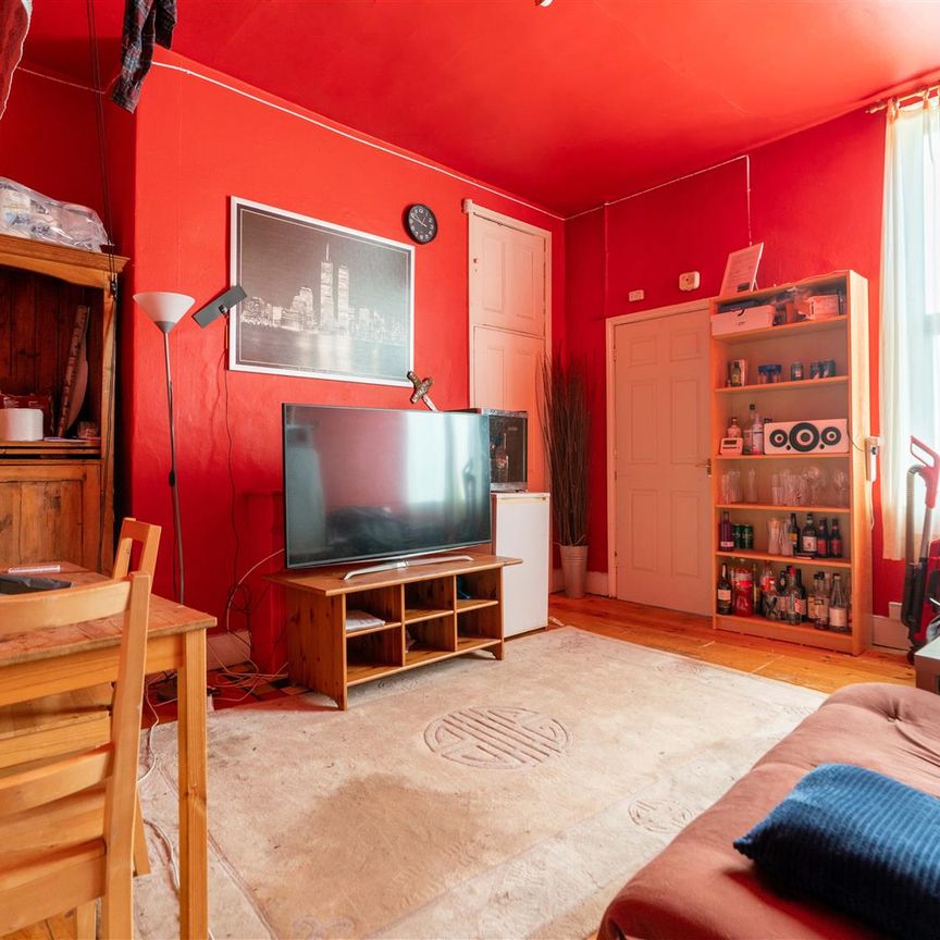 4 bed maisonette to rent in Bayswater Road, Jesmond, NE2 - Photo 1