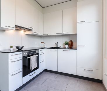 Moderne 1.5-Zimmerwohnung im Parterre - Photo 1