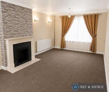 3 bedroom end of terrace house to rent - Photo 1