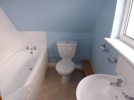 Eastney Road, Charlie Hurdles, PO4 - Photo 3