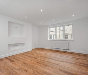 2 bedroom character property to rent - Photo 1