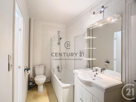 Location Appartement 2 pièces 45m² CREPY EN VALOIS 60800 - Photo 5