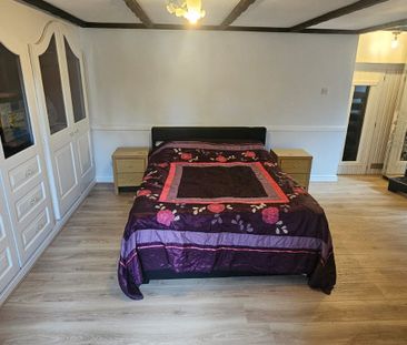 2 Bed - 58 Shaftesbury Avenue (GF), Leeds - LS8 1DT - Student/Profe... - Photo 2