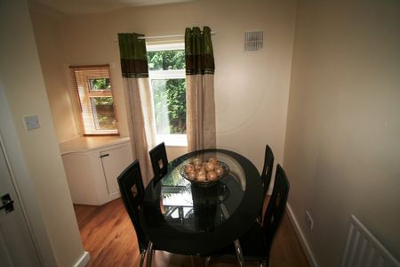 26 TALBOT VIEW Leeds - LS4 2RQ - Photo 5
