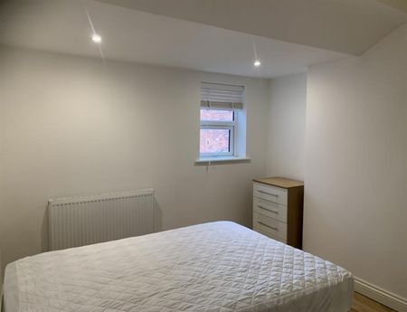2 Bedroom Apartment To Let - Photo 2
