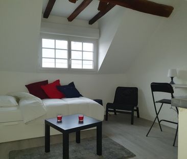 Location Appartement 1 Pièce 14 m² - Meublé - Photo 1