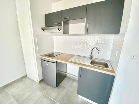 Location Appartement 2 pièces 42m² TOULOUSE 31400 - Photo 3
