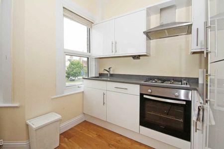 Horn Lane, Acton, W3 - Photo 4