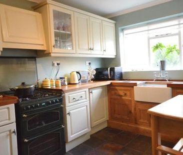 2 Bed Terraced House, Newport Road, RG1 - Photo 5