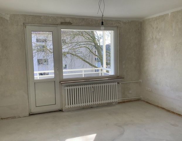 Neue Wohnung, neues Glück! Günstige 3-Zimmer-Wohnung - Photo 1