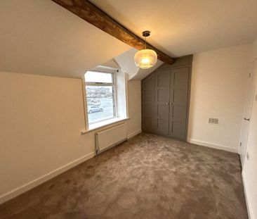 2 bedroom terraced house to rent - Photo 4