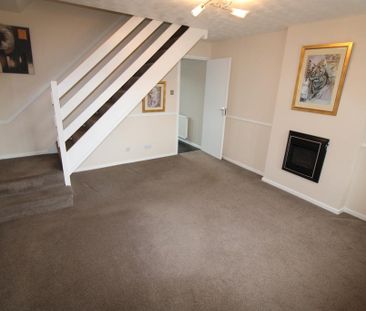 2 bedroom semi-detached house to rent - Photo 1