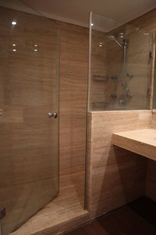 4 bedroom luxury Apartment for rent in Girona, Spain - Photo 4