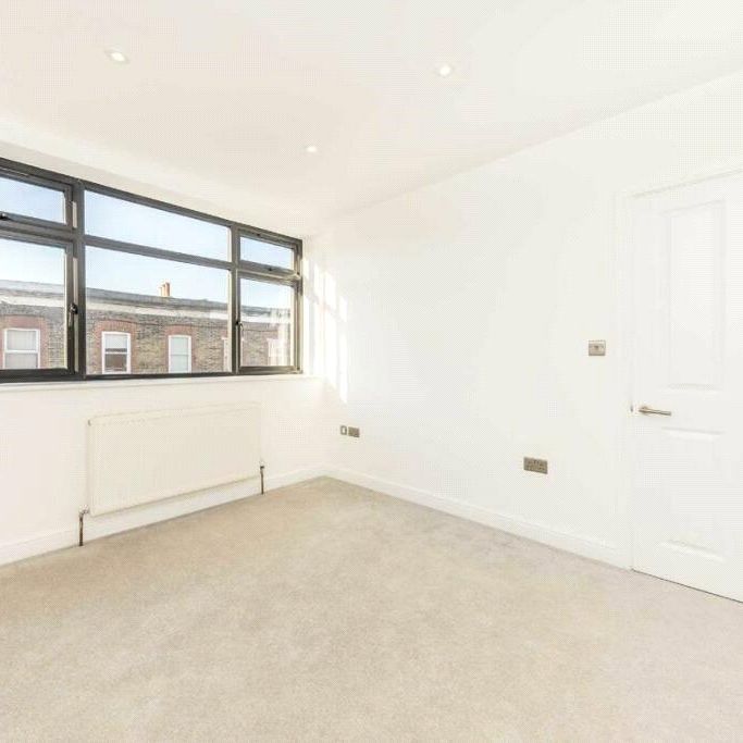 Portland Road, South Norwood, London - Photo 1