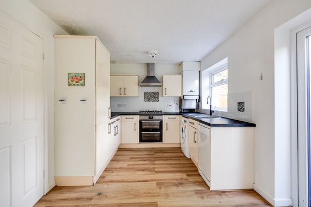 Barwoods Drive, Saltney, Chester - Photo 1