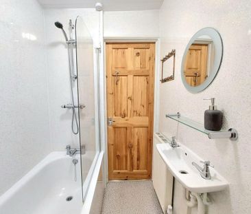 2 bedroom cottage to rent - Photo 4