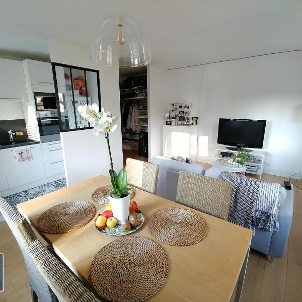 Location Appartement 2 pièces 49m² LAMBERSART 59130 - Photo 1