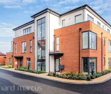 16 Lambert Place, Thames Ditton - Photo 6