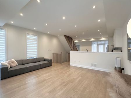 For Lease - 206 Moneypenny Place, Vaughan, Ontario - Photo 2