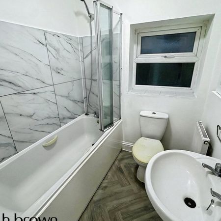 Wellesley Road - Photo 4