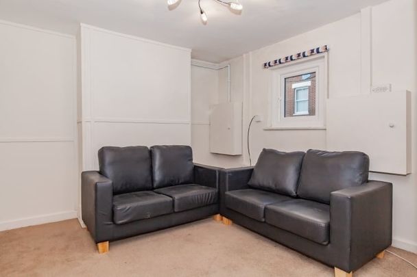 Cowley Road, Oxford - Photo 1