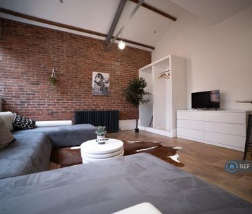 1 bedroom flat to rent - Photo 4