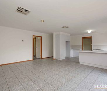 Duplex House - Photo 6