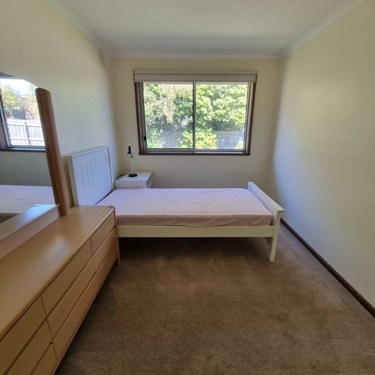 3-bedroom shared unit, Burwood Hwy - Photo 1