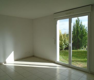 Location Appartement 3 pièces 62m² ST ANDRE DE CUBZAC 33240 - Photo 1