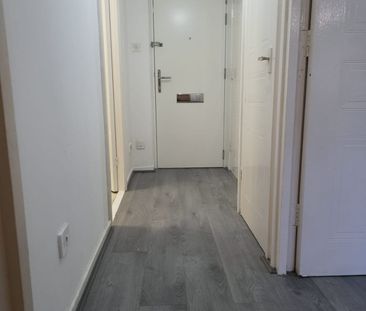 1 Bed Flat, Ashdown Court, IG11 - Photo 6