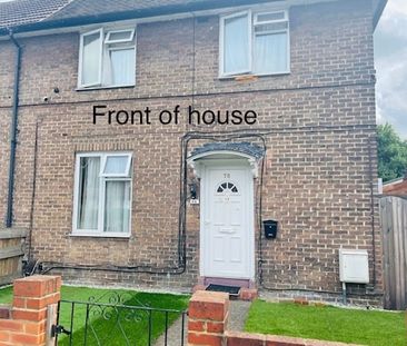 Room in a Shared House, Downham Way, BR1 - Photo 1