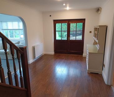 2 bedroom semi-detached house to rent - Photo 4